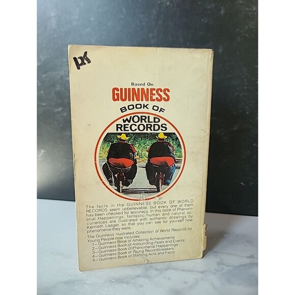 Guinness Book Of Phenomenal Happenings By Norris McWhirter & Ross McWhirter... - Picture 9 of 10
